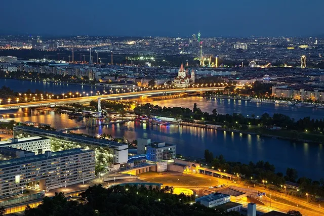 /2020/12/city-island-5-11181-1200x900-compressed.webp